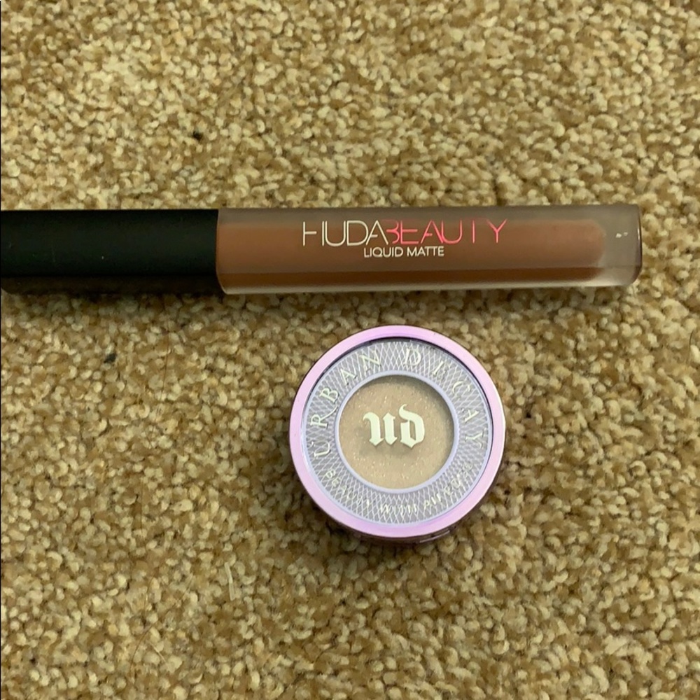 High End Makeup bundle!
